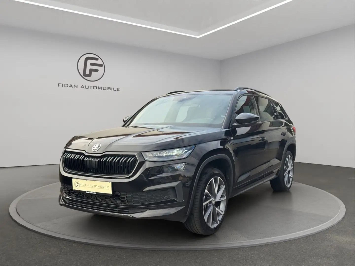Skoda Kodiaq Sportline 4x4*VRT*Matrix*AHK*STHZ*360*DCC Schwarz - 1