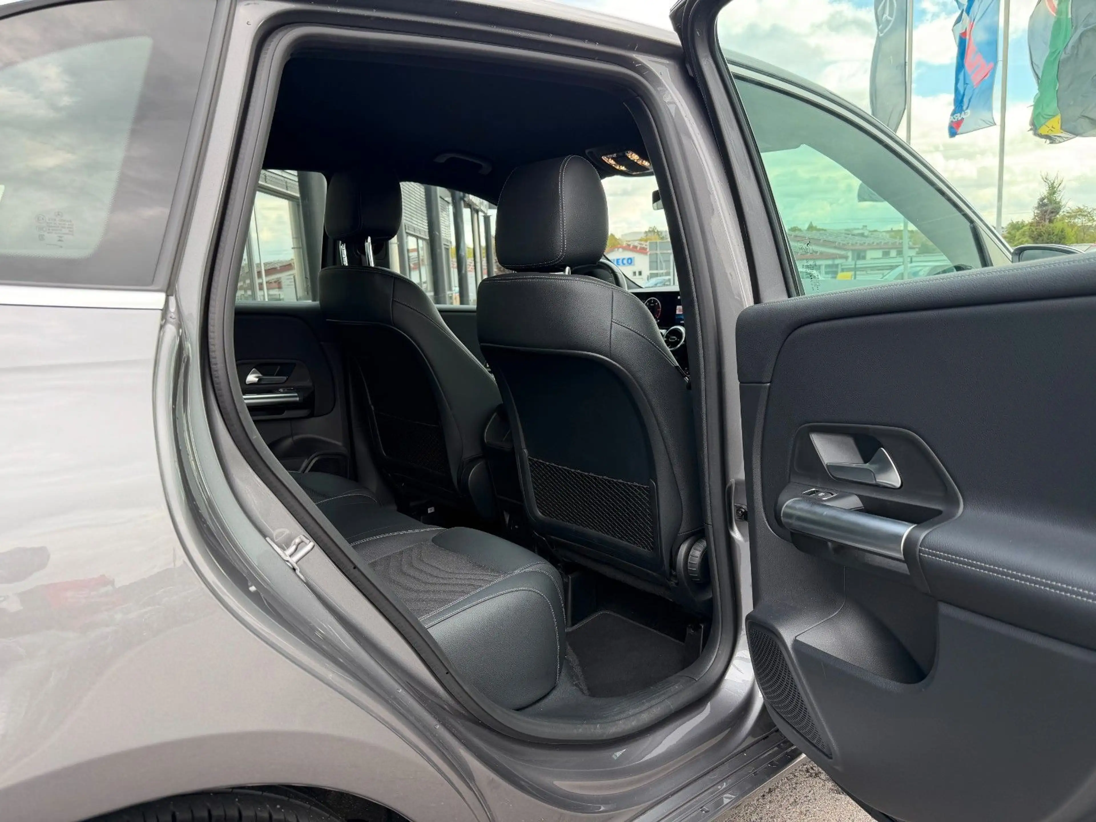 Mercedes-Benz B 200 d PROGRESSIVE+RFK+NAVI+LENKRADHEIZUNG+SPUR+ — photo 14