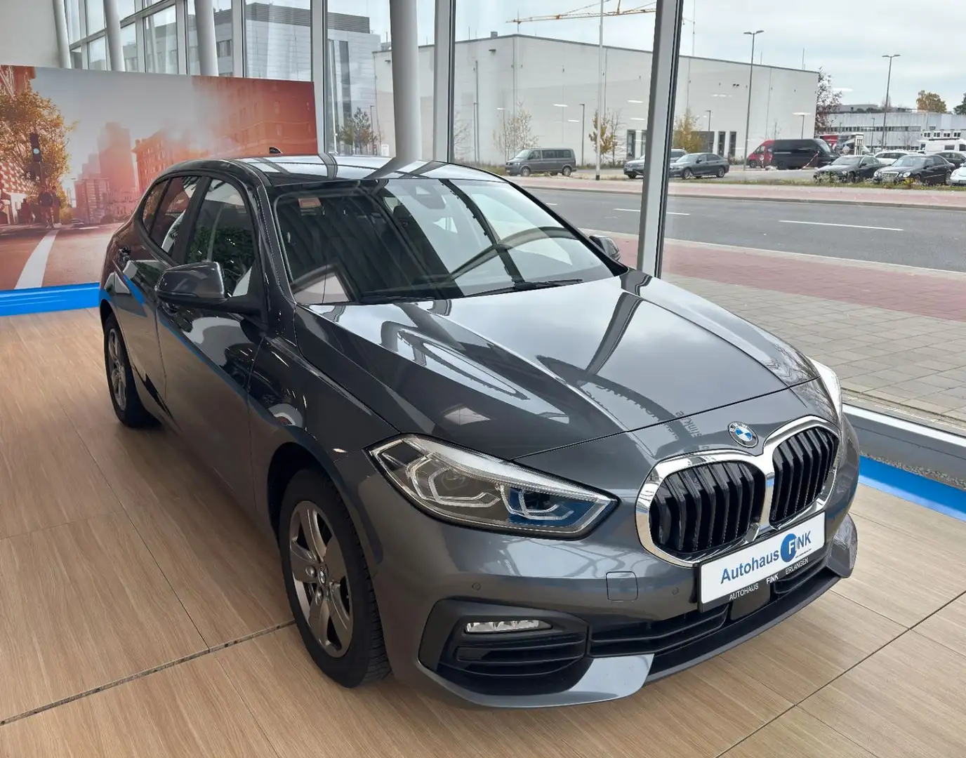 BMW 118 i F40 LC. Prof. Head-Up Kamera HIFI DAB LED Gris - 2