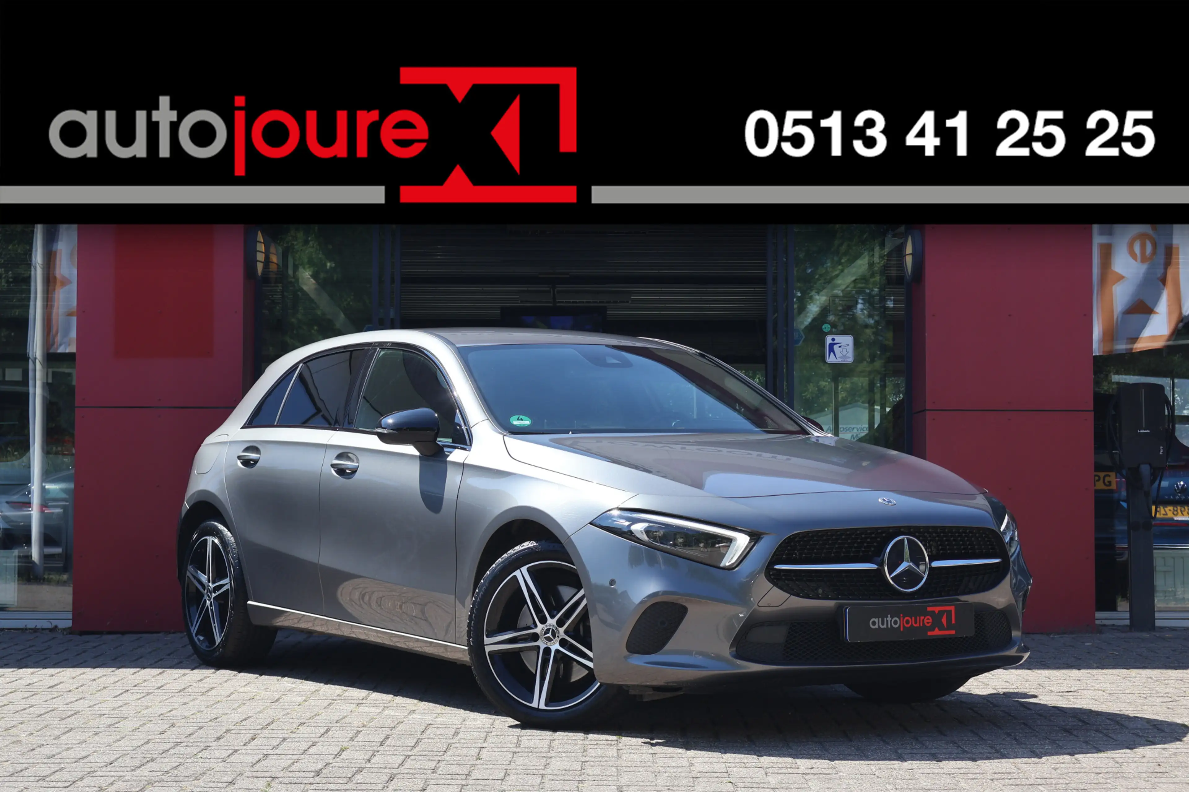 Mercedes-Benz A 250 e Business Line | WideScreen | Diamond Grill | Cam