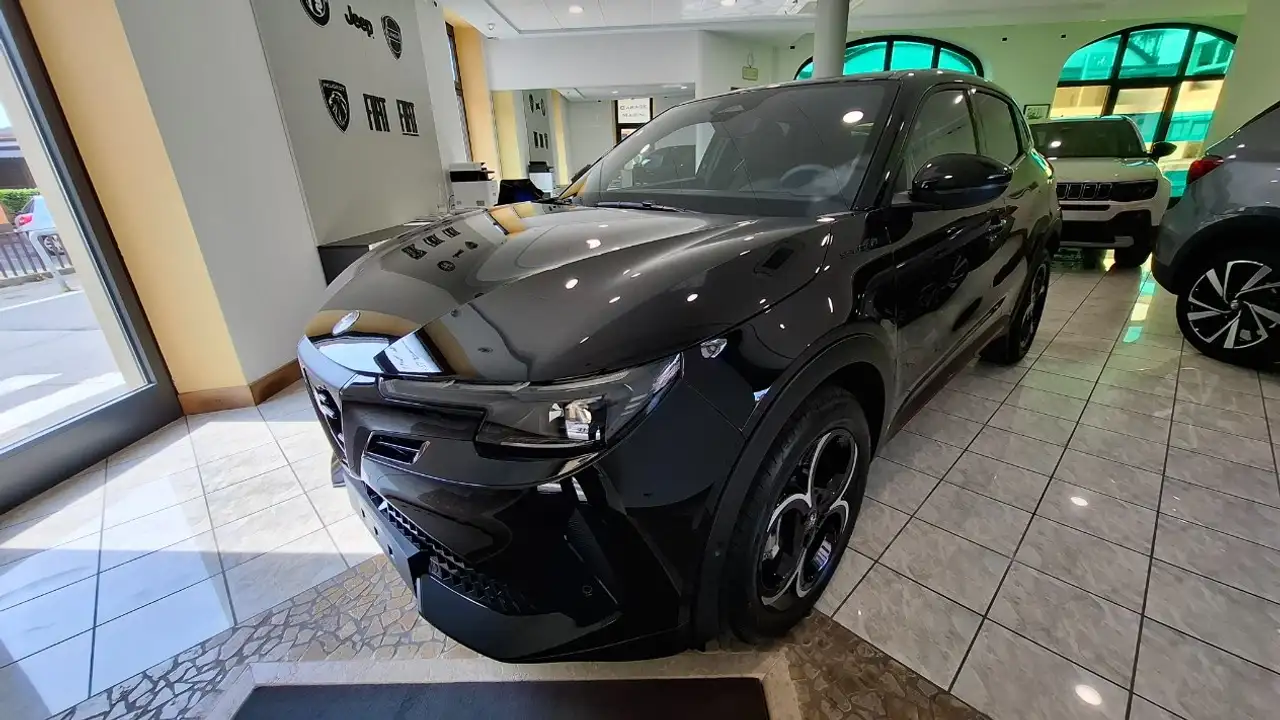 Alfa Romeo Junior 2026