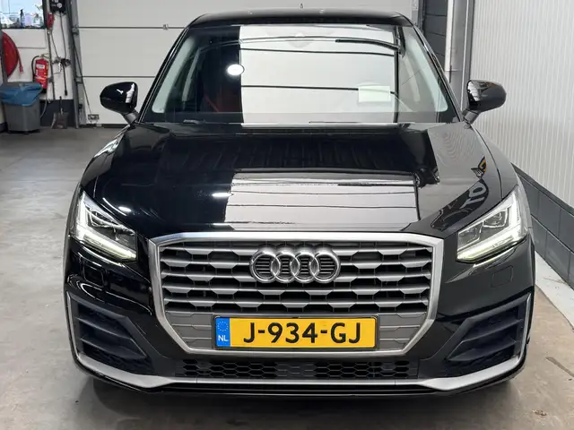 Audi Q2 view 2