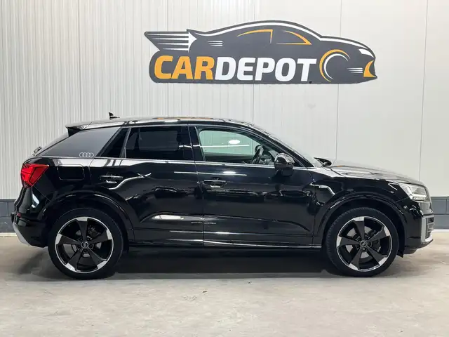 Audi Q2 view 4