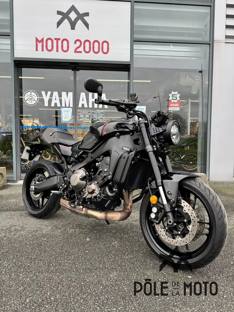 Yamaha XSR 900 Noir - 1