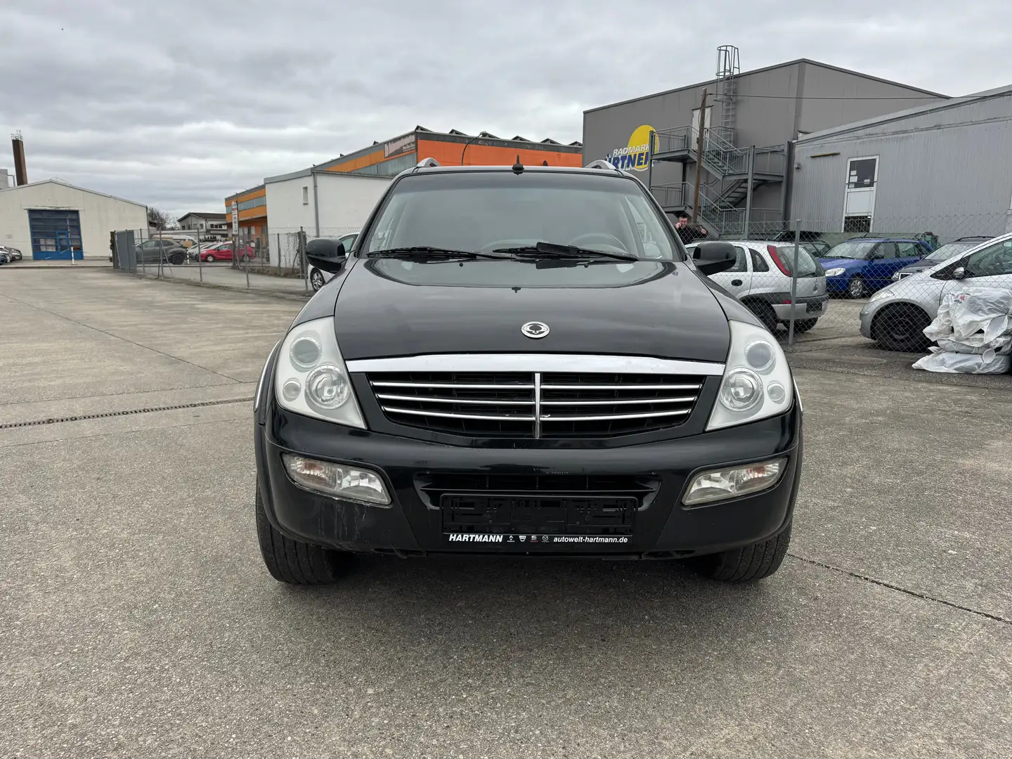 SsangYong Rexton 270 Automatik Leder 3.500 Anhängelast Schwarz - 2