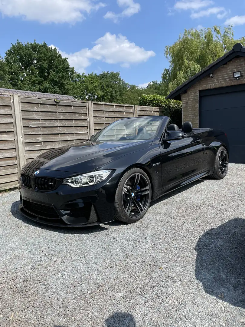 BMW M4 Cabrio DKG Noir - 1