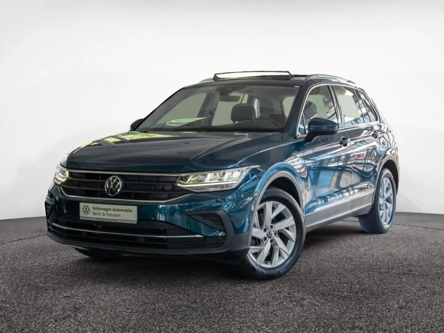 Volkswagen Tiguan 1.5 TSI Life Pano Navi LED Park-Lenk Blau - 2