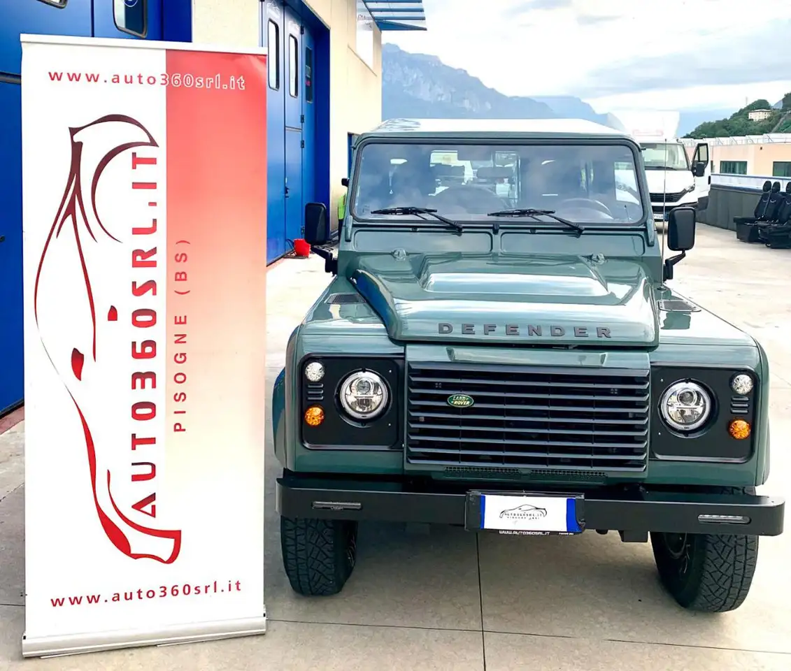 Land Rover Defender