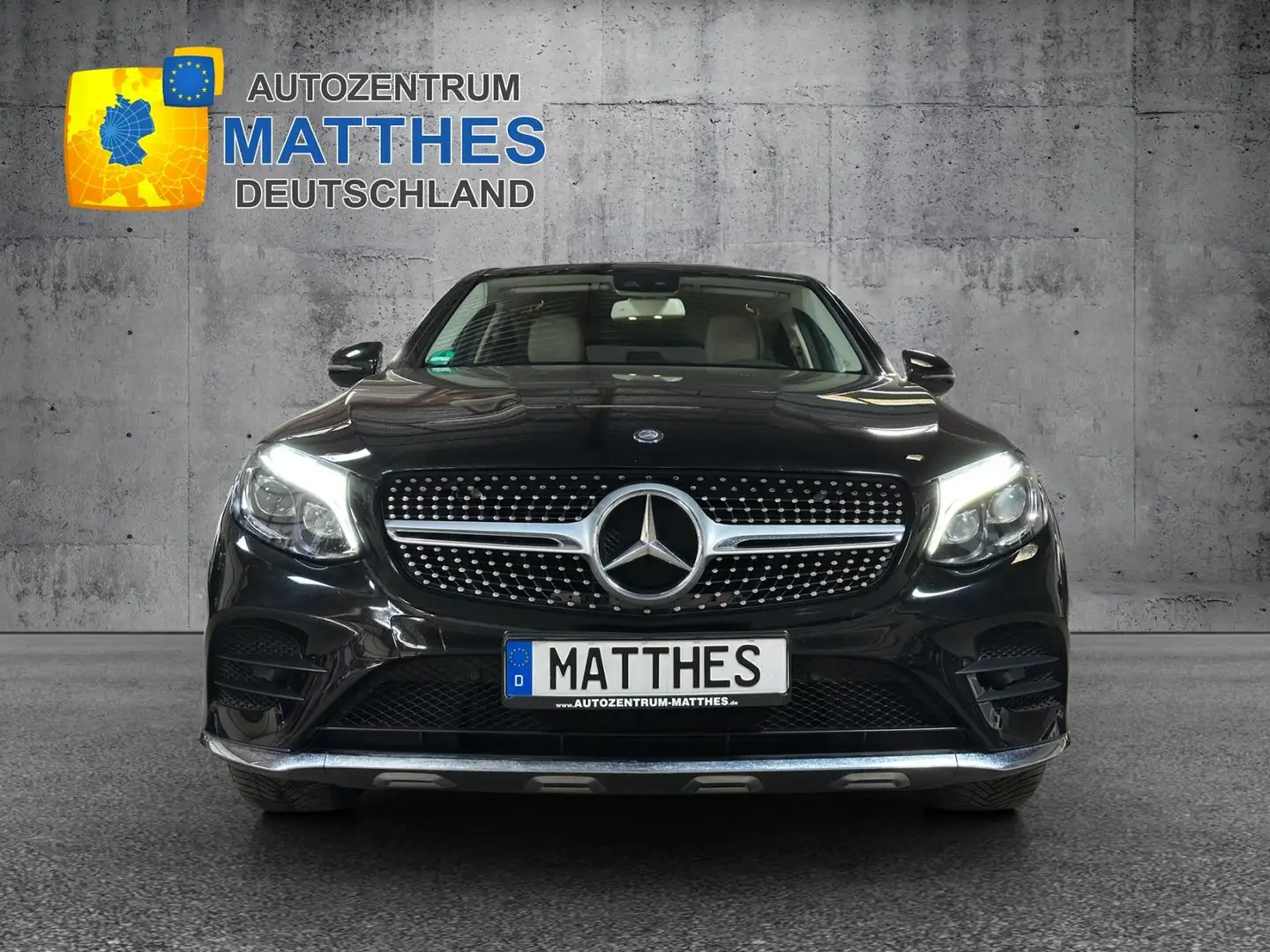 Mercedes-Benz GLC 250 Coupe 4Matic AMG Line NAVI E-Heck Kamera Leder Černá - 2