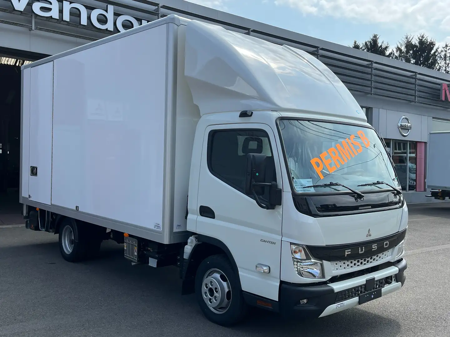 Mitsubishi Canter NEW FUSO  CAISSE 23 M³ POLY + LIFT DISPO STOCK Wit - 2