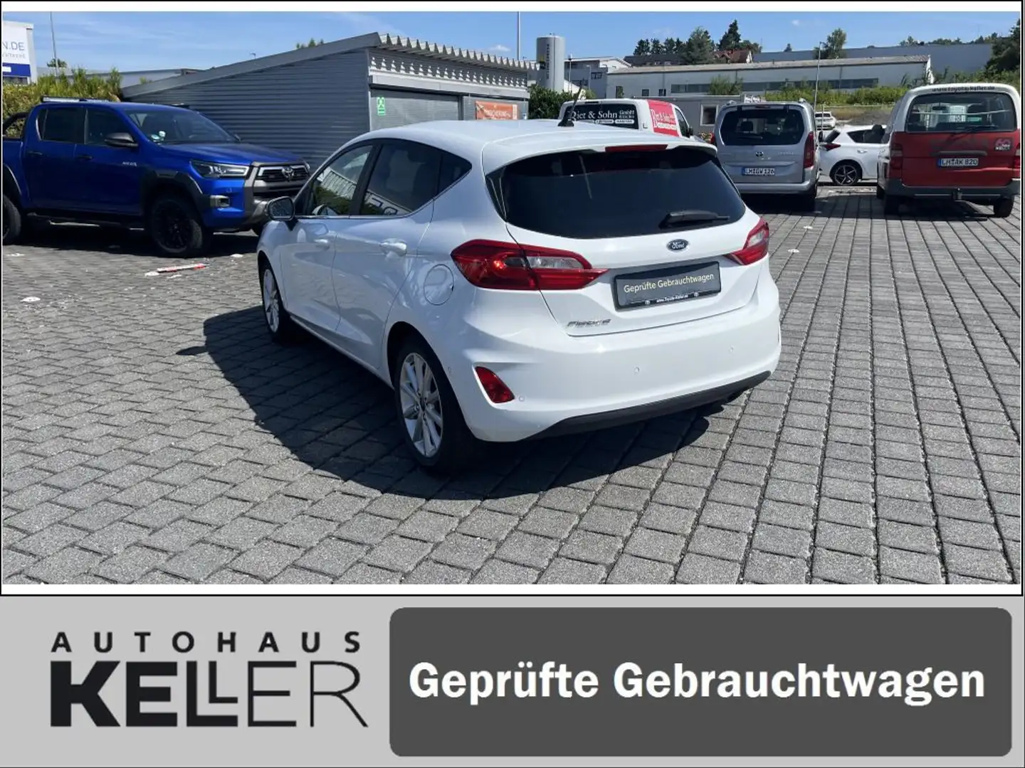 Ford Fiesta 1.0 EcoBoost S&S Aut. TITANIUM - 2