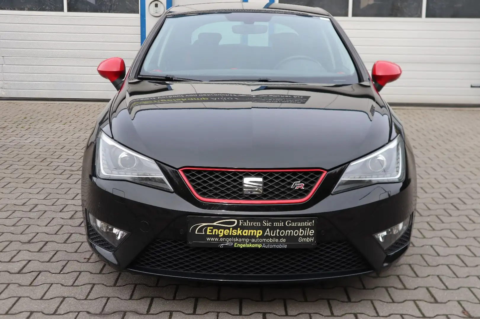 SEAT Ibiza 1.0 FR/NAVI/PDC/XENON/SHZ/MFL/TEMPOMAT Schwarz - 2