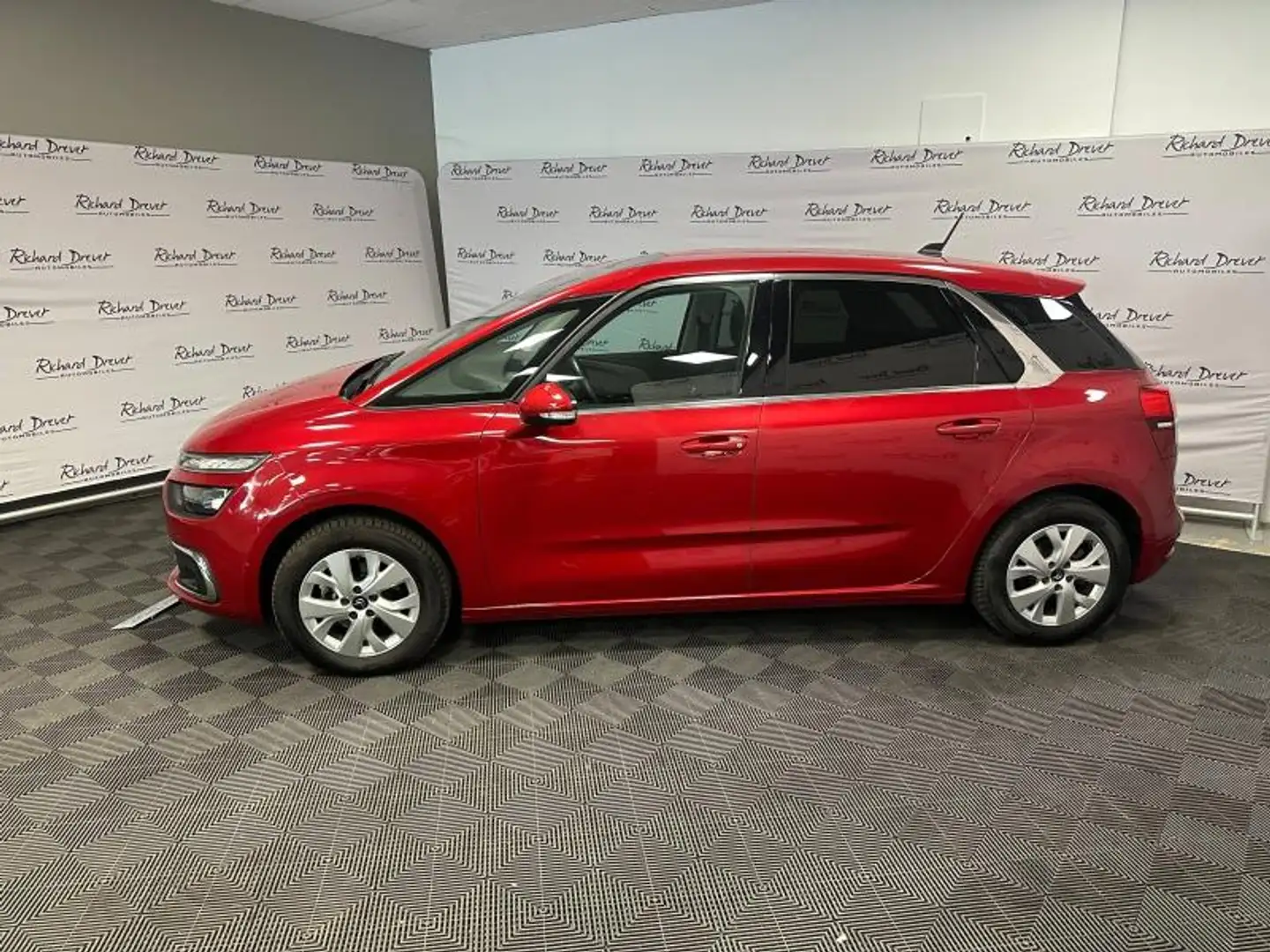 Citroen C4 SpaceTourer PureTech 130ch S\u0026S Feel EAT8 E6.d-TEMP Rouge - 2