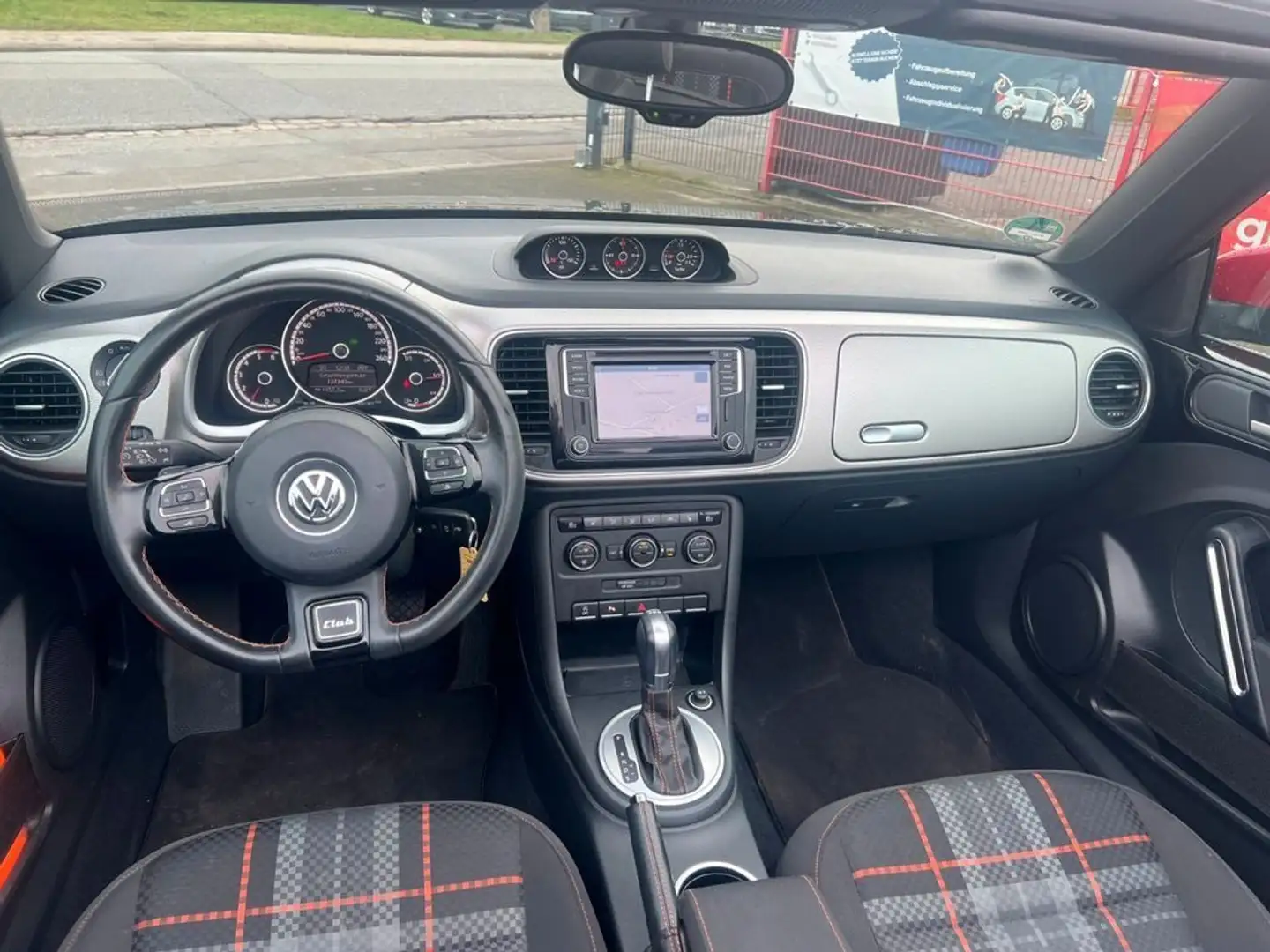 Volkswagen Maggiolino 2.0 TDI Design BlueMotion Technology Negro - 1