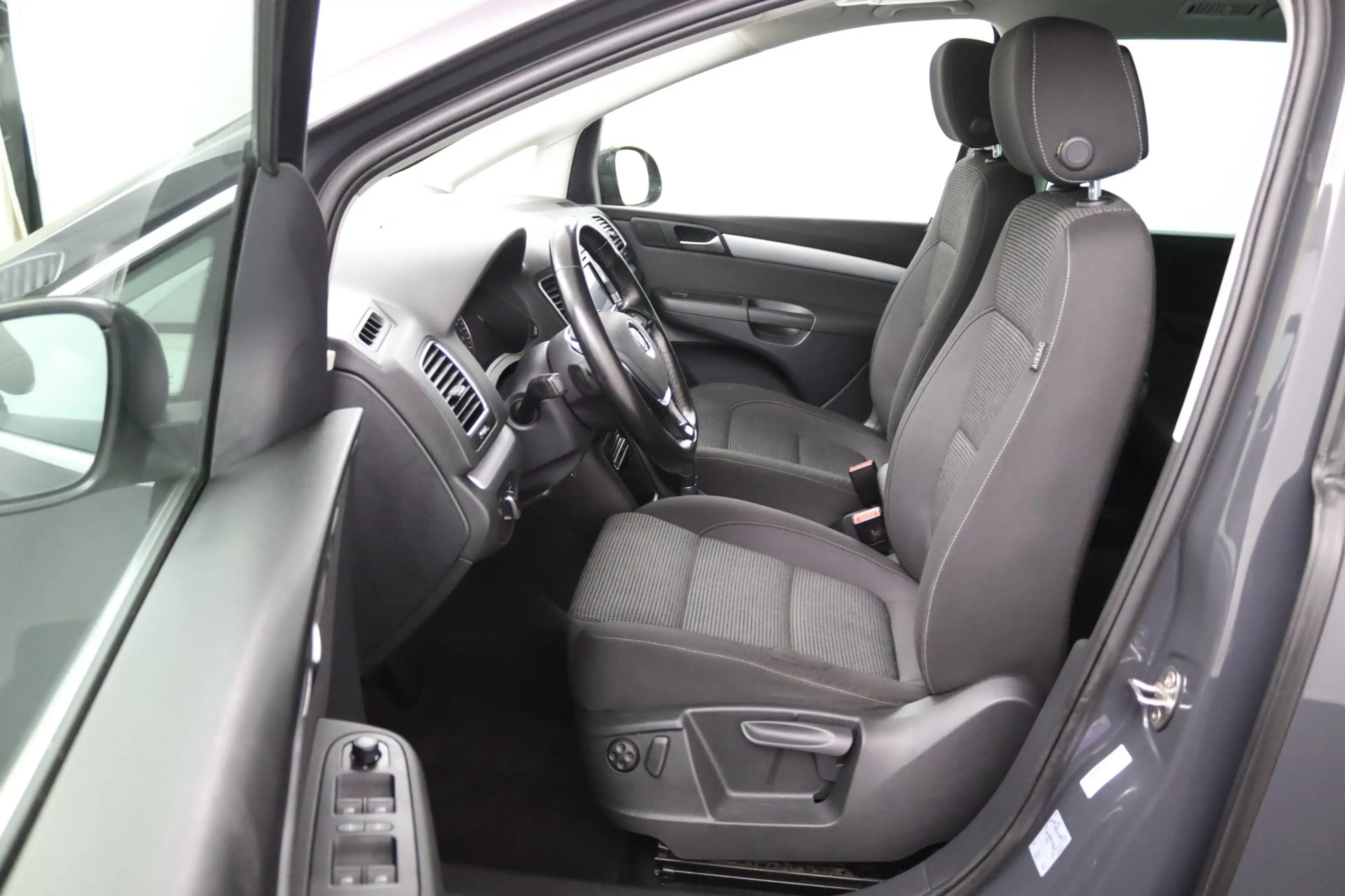 Volkswagen Sharan 1.4 TSI Exclusive Series | Navigatie | Dodehoek De — photo 6