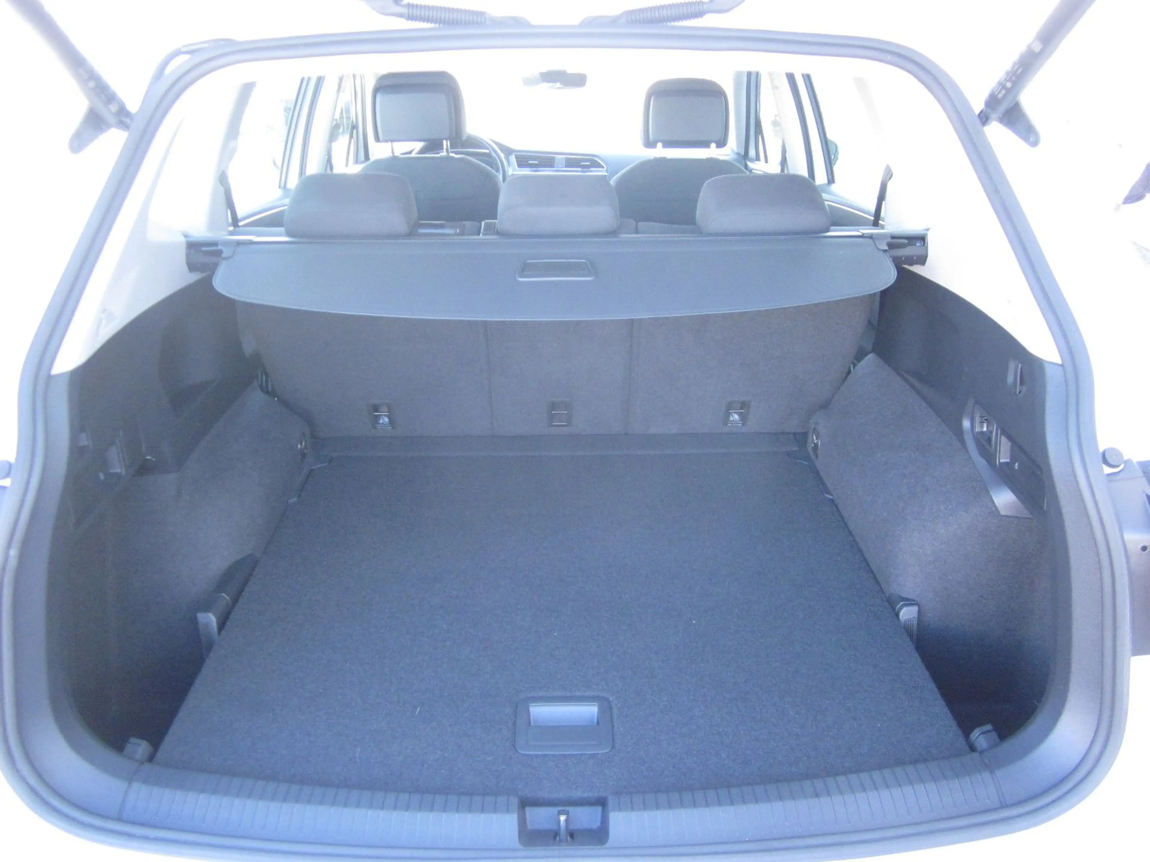 Volkswagen Tiguan Allspace +AHK+KAMERA+18"+DIGITAL — photo 7