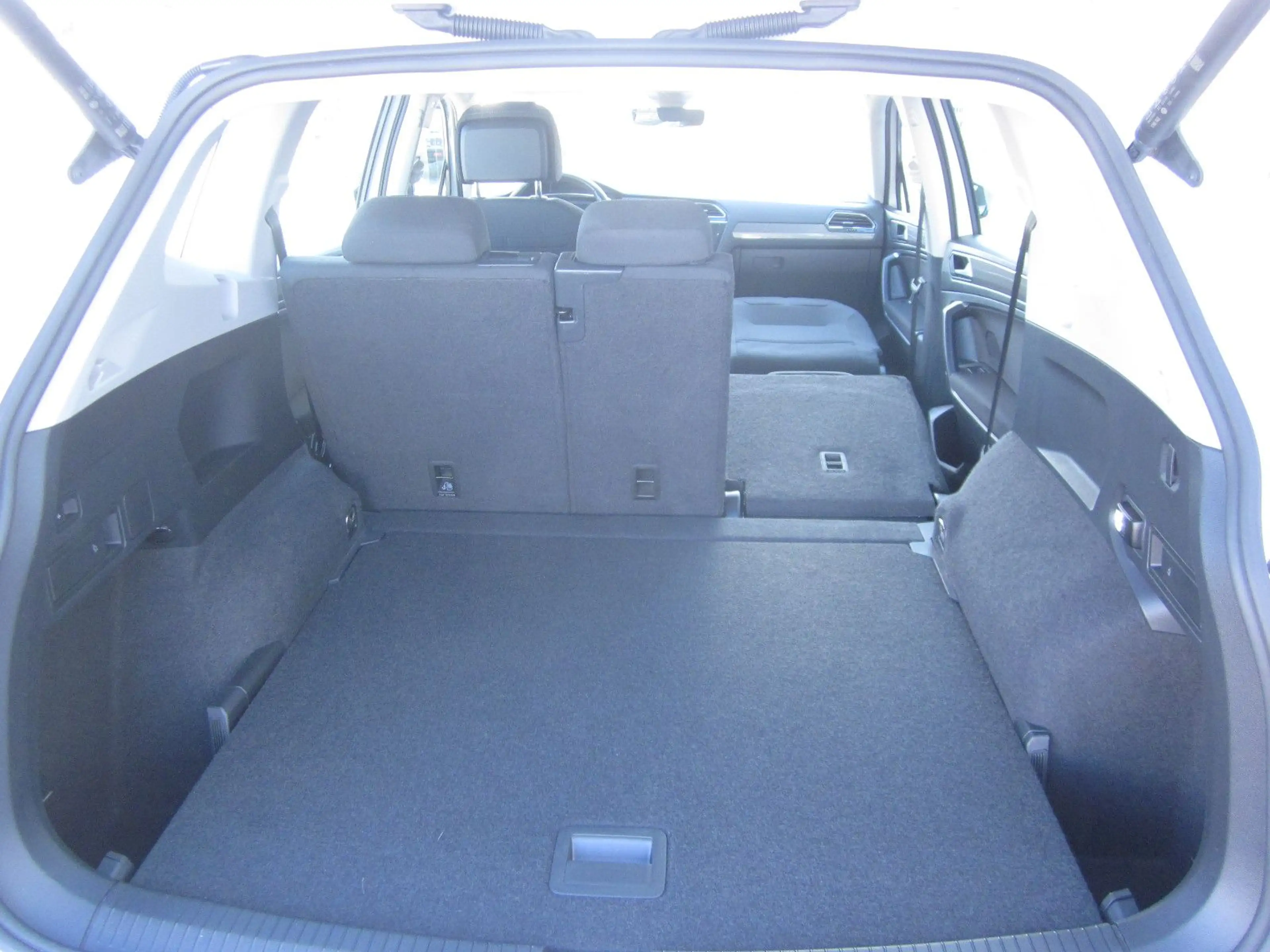 Volkswagen Tiguan Allspace +AHK+KAMERA+18"+DIGITAL — photo 10