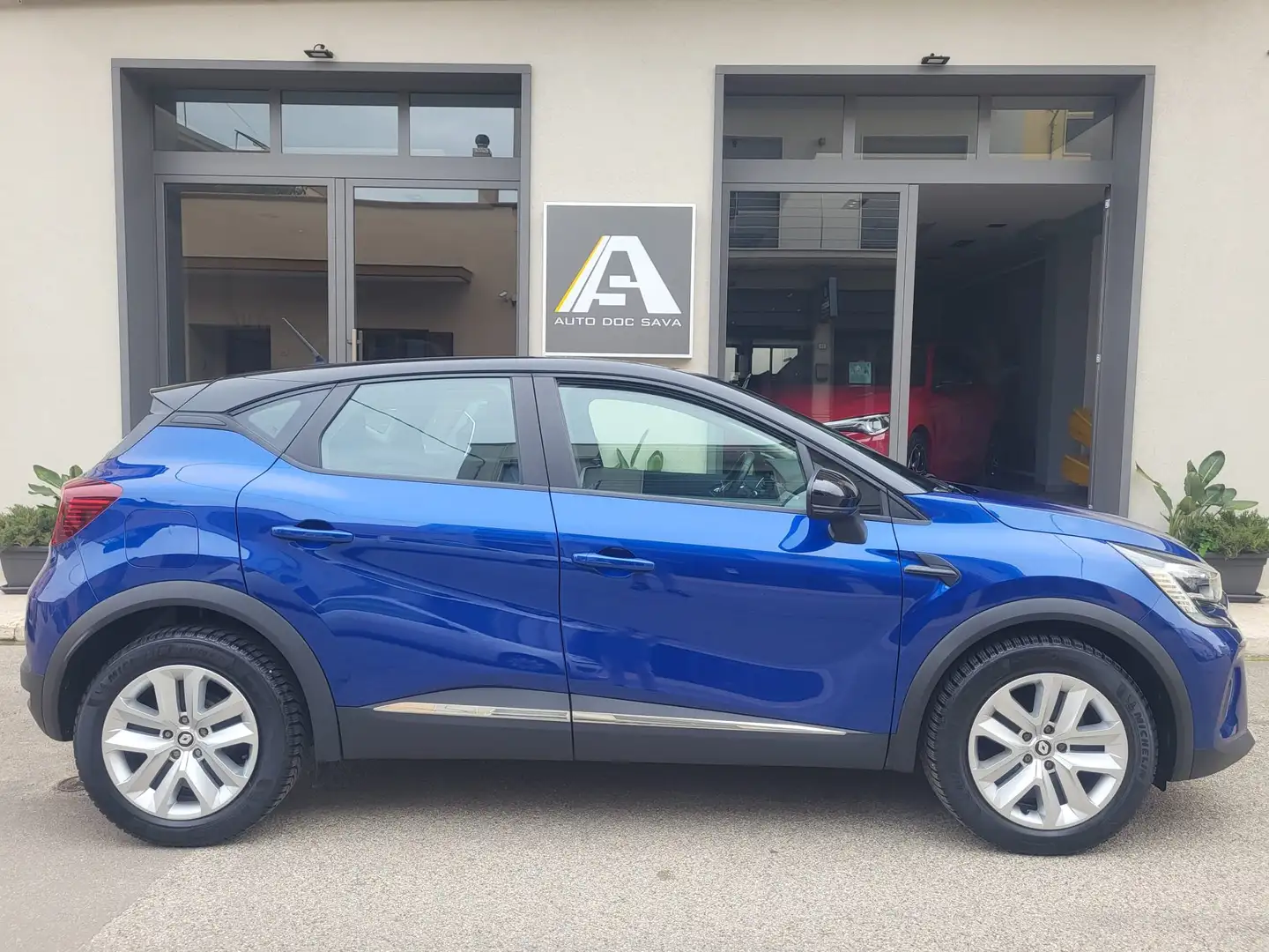 Renault Captur 1.5 Dci 95 Cv Business+Led+Navy+Retrocamera. Blau - 1