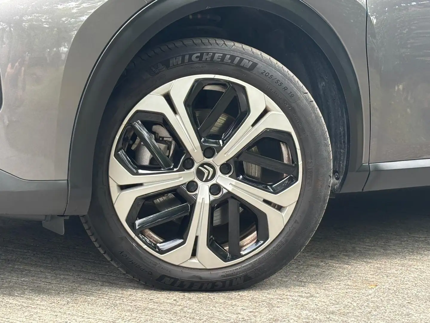 Citroen C5 X C5 X Feel Plug-in Hybrid *BTW aftrekb | als nieuw* Gris - 2
