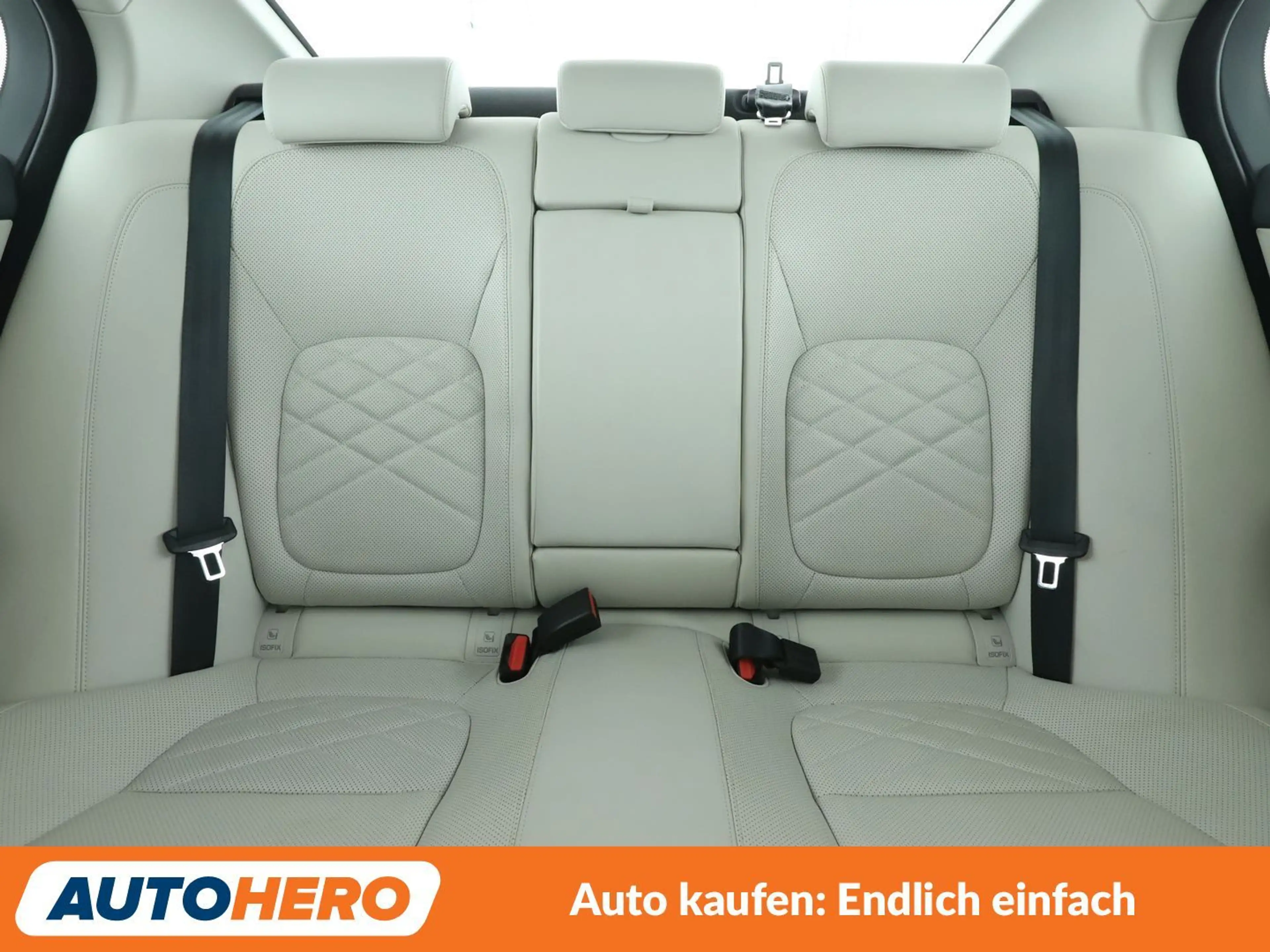 Jaguar XE 30t HSE AWD Aut.*NAVI*ACC*CAM*PDC*SHZ*PANO* — photo 15