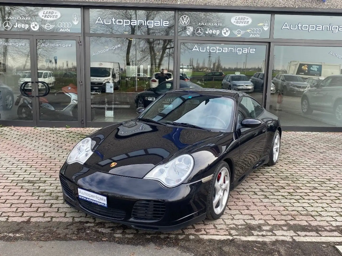 Porsche 996 Carrera 4S cat Coupé Zwart - 1