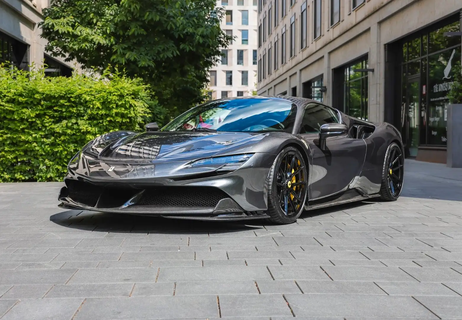 Ferrari SF90 Stradale NOVITEC | FULL KIT | Carbon | LIFT Gris - 1