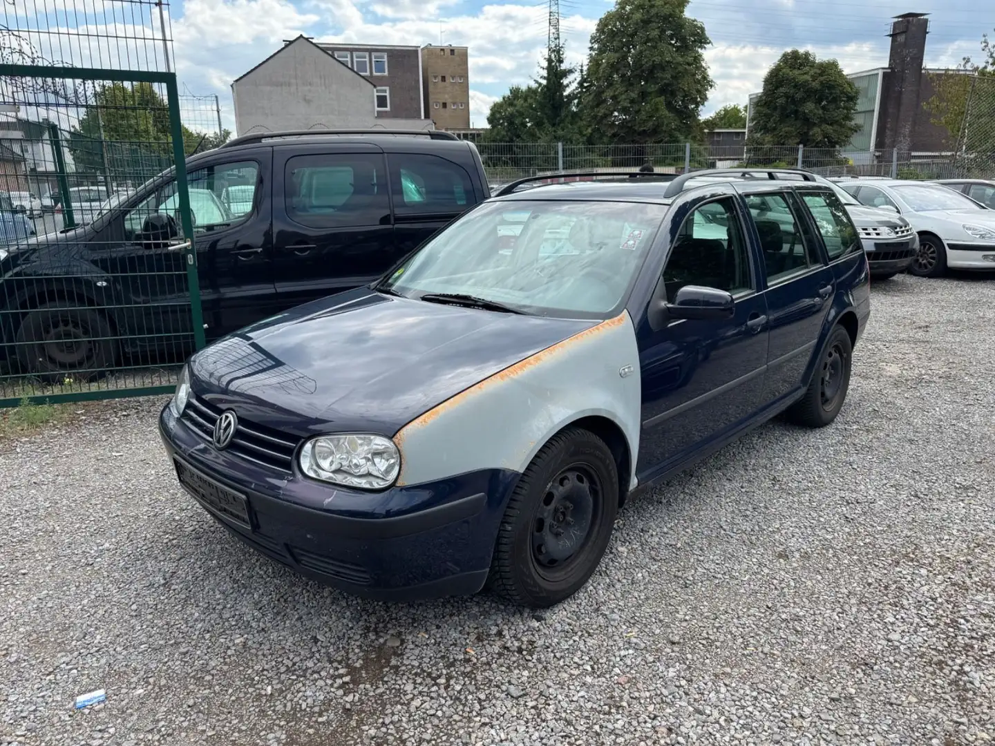 Volkswagen Golf 1.9TDI Auto Edition Variant Blau - 2