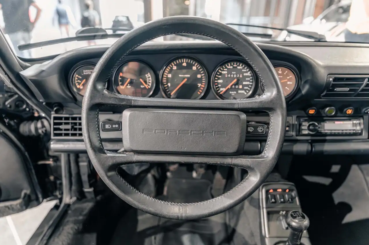 Porsche 964 Carrera 4 Coupé*Cambio Meccanico*, foto 12