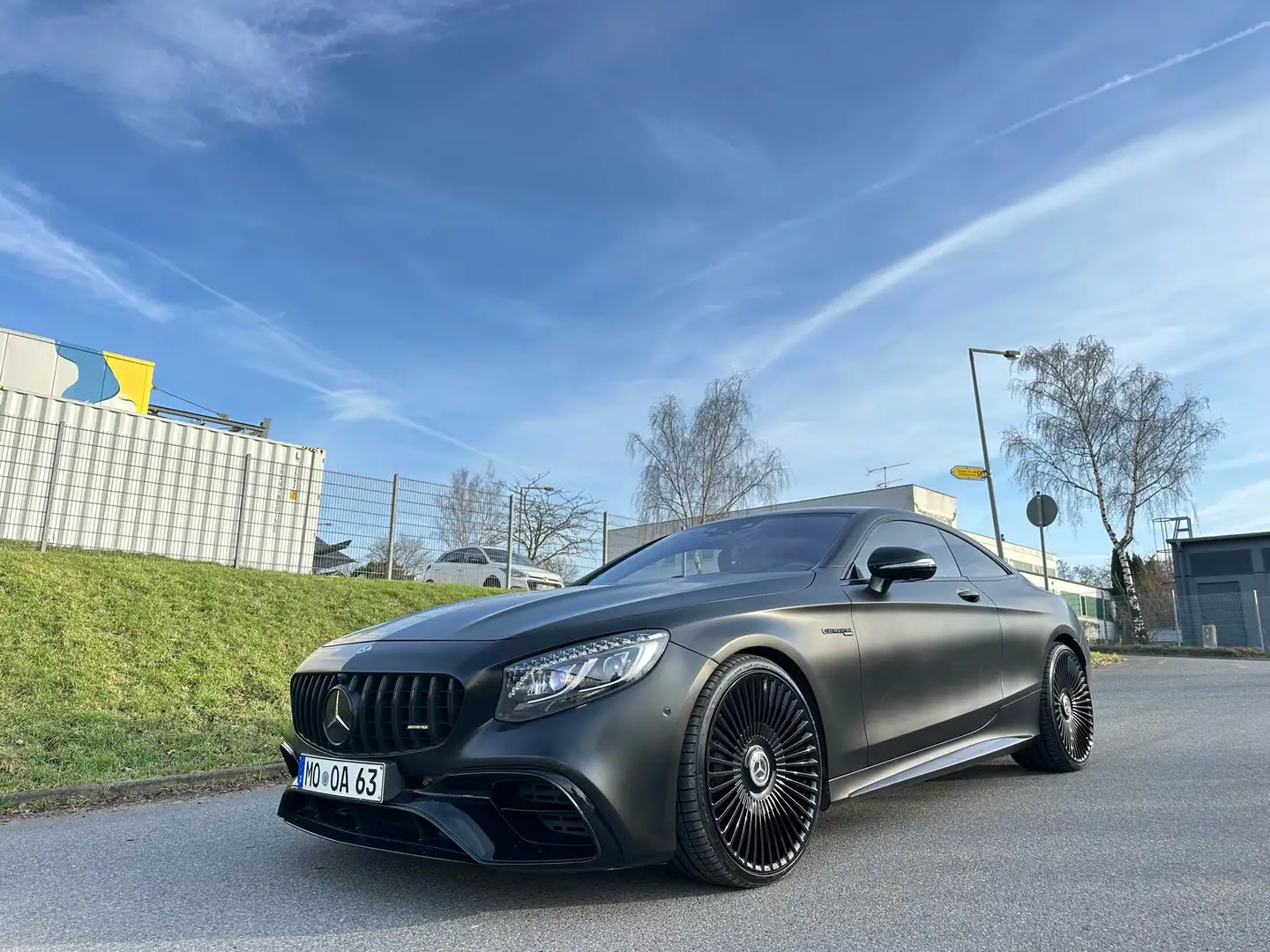 Mercedes-Benz S 63 AMG Coupe 4Matic+ Speedshift 9G-MCT Yellow Night Editi Biały - 1