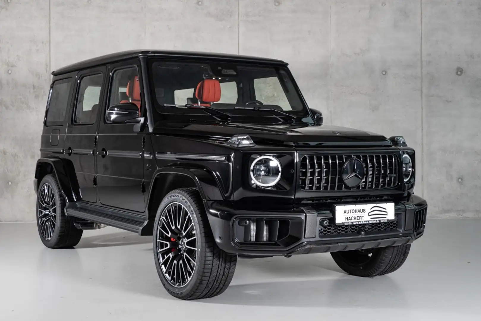 Mercedes-Benz G 63 AMG MY26 Full Carbon A22 Rear TV Stock Zwart - 1