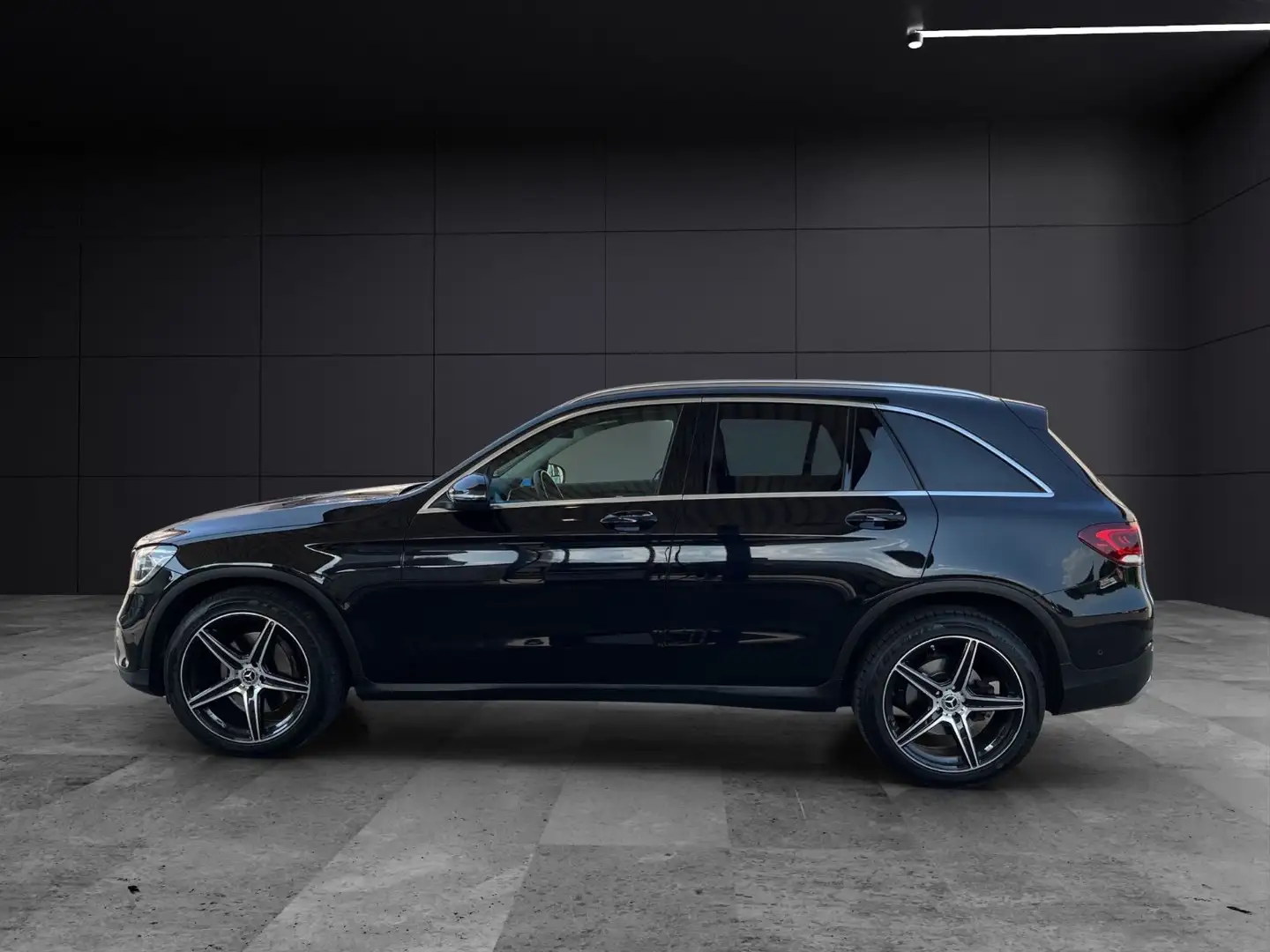 Mercedes-Benz GLC 220 d 4M Kamera DAB Digital.Cockpit 20-Zoll Schwarz - 2