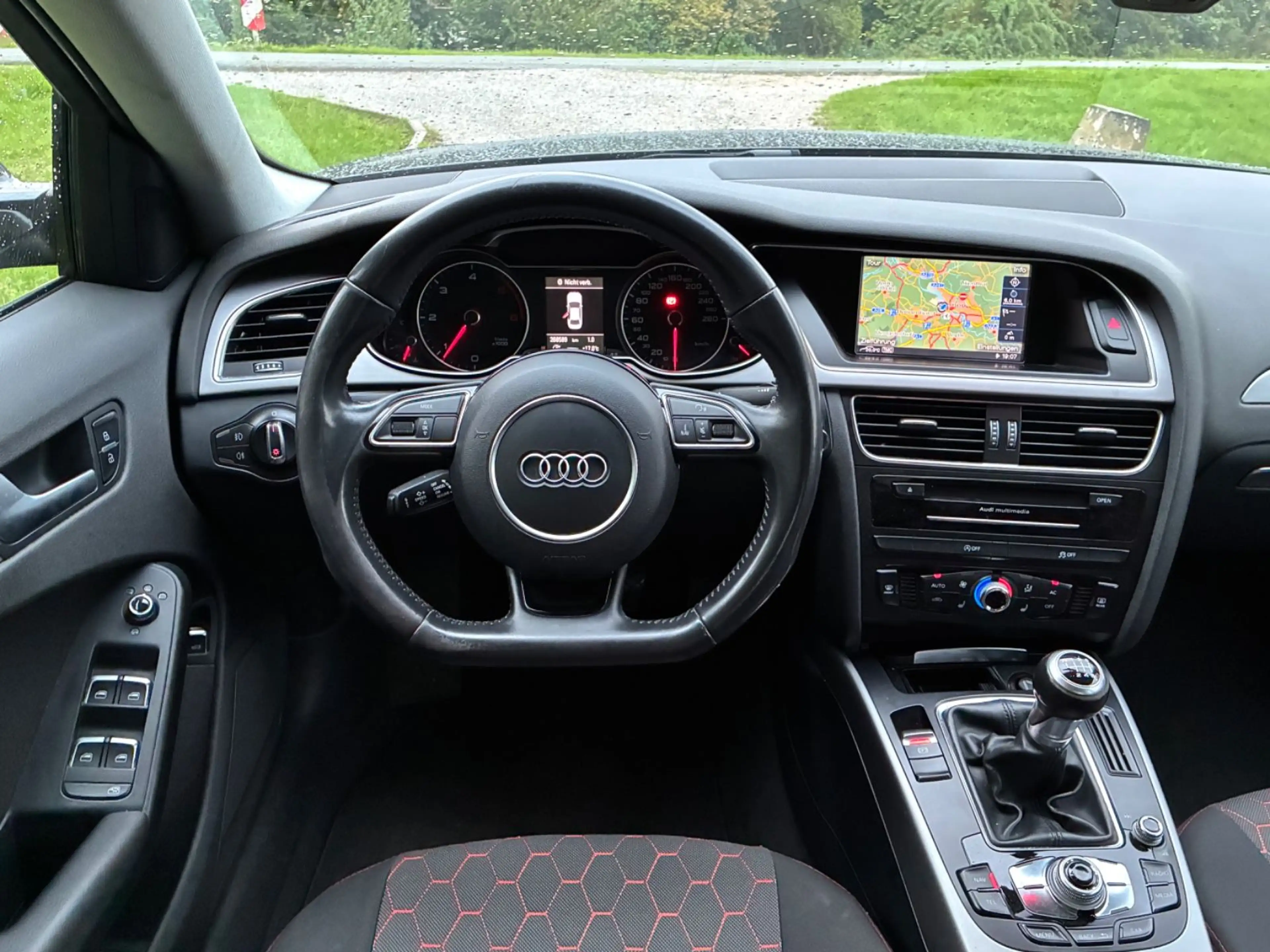 Audi A4 2.0l TDI Limousine Ambiente Tüv=Neu! Navi+! — photo 12