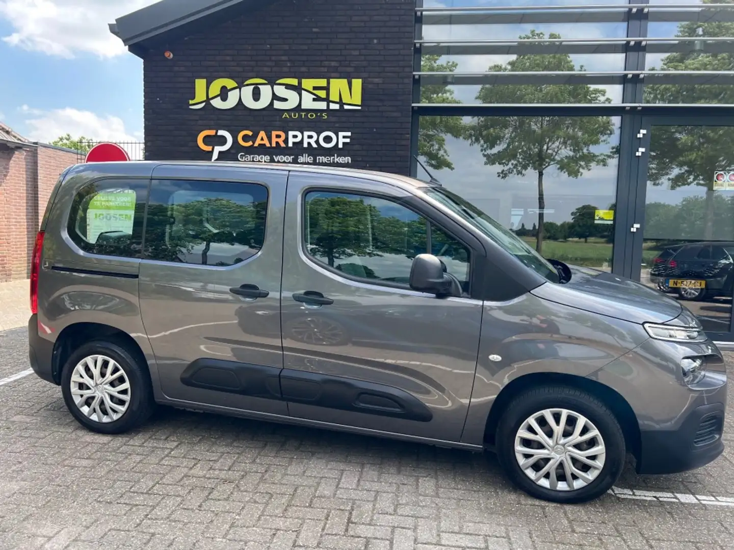 Citroen Berlingo 1.2 PURETECH LIVE Grau - 2