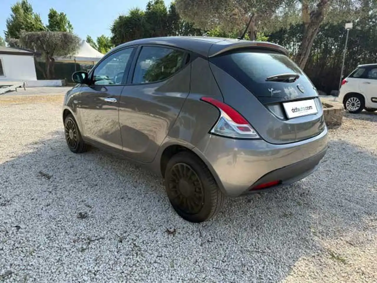 Lancia Ypsilon Ypsilon 1.2 Hybrid 2