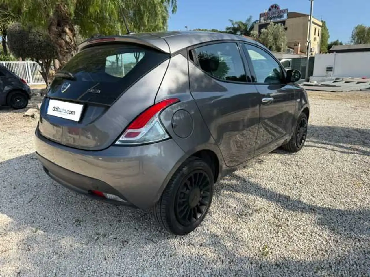 Lancia Ypsilon Ypsilon 1.2 Hybrid 5