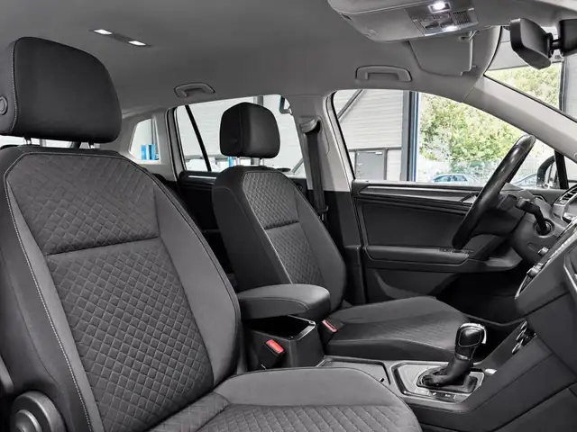 Volkswagen Tiguan view 10