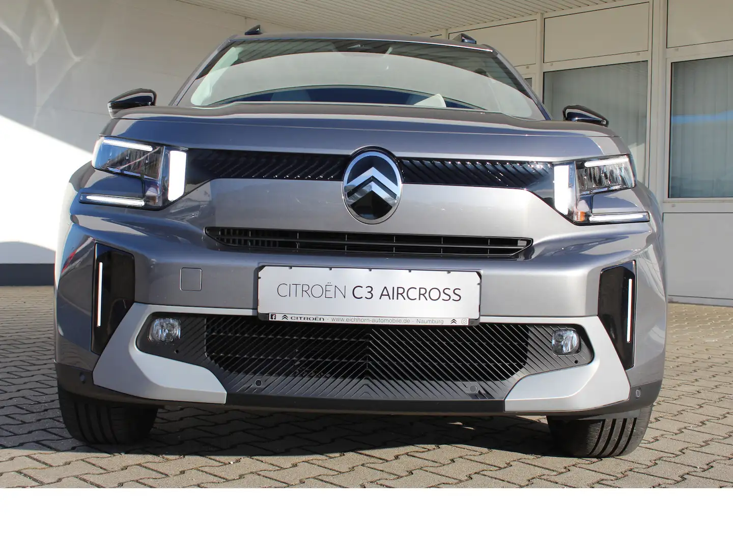 Citroen C3 Aircross Hybrid 145 MAX Grau - 2