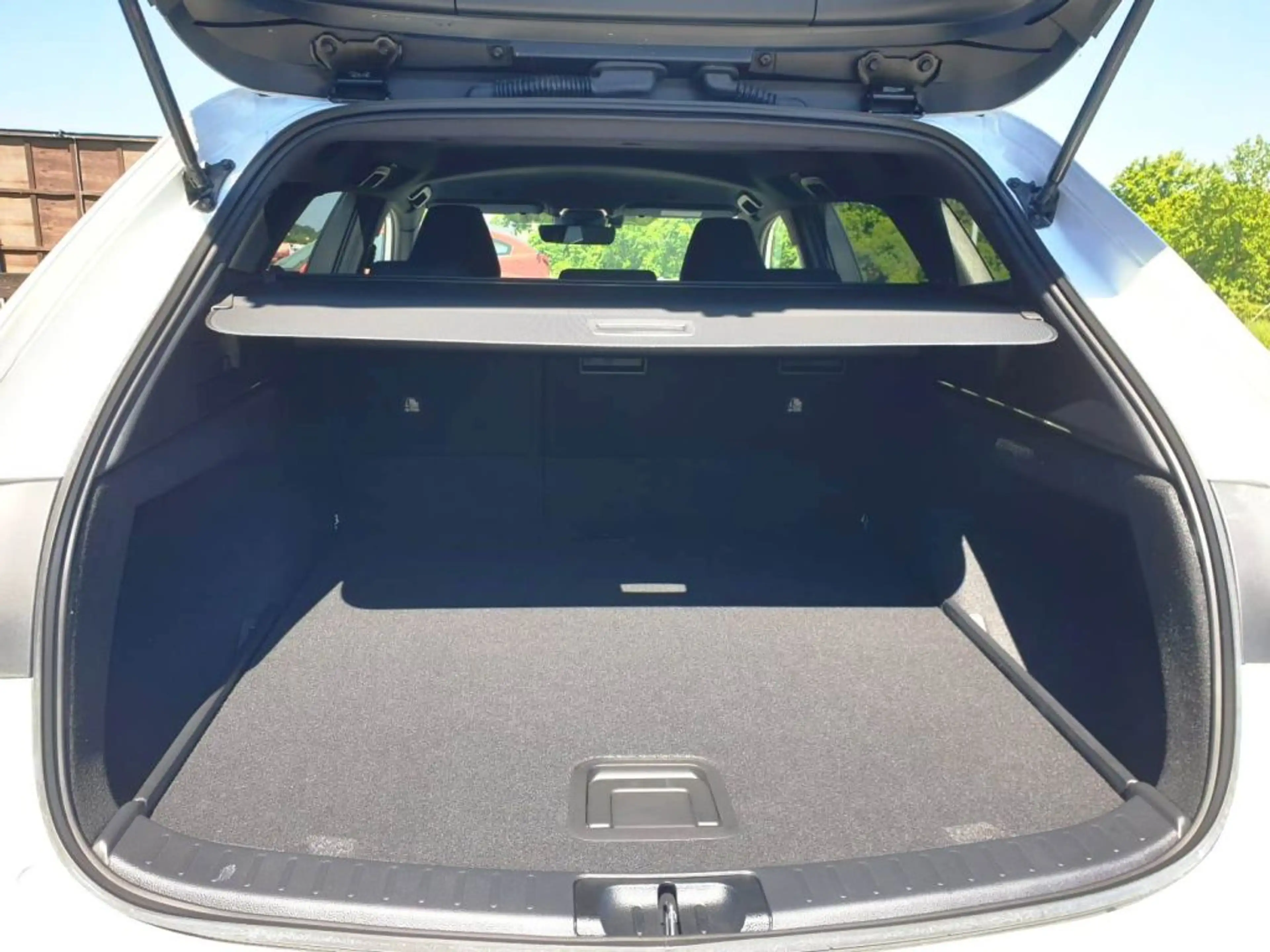 Suzuki Swace 1.8 Hybrid CVT Comfort+ — photo 13