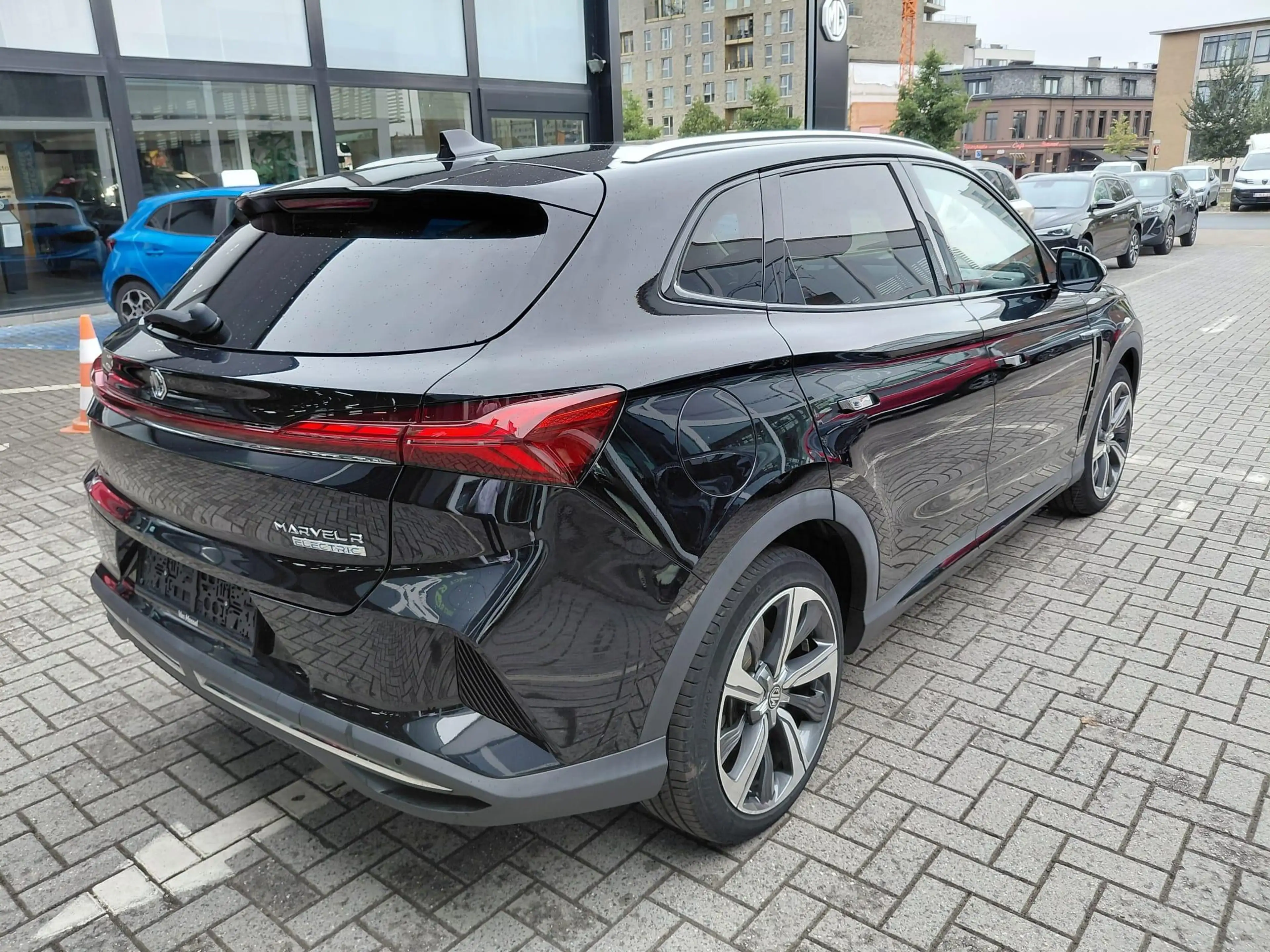 MG Marvel R Luxury — photo 3
