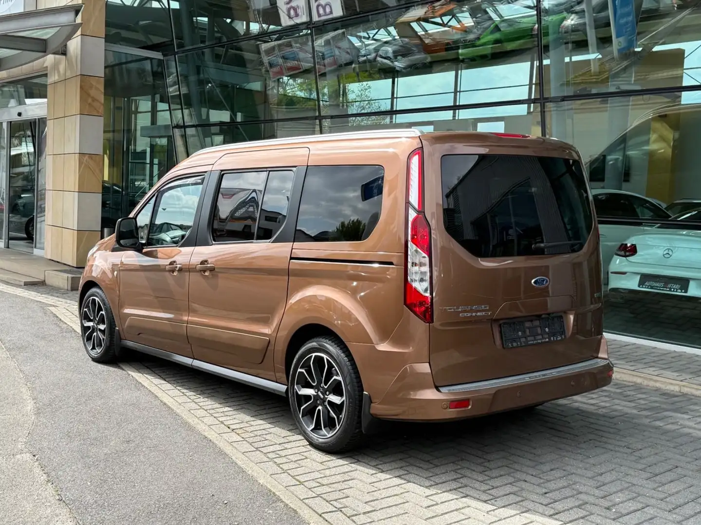Ford Tourneo Connect Titanium 7 Sitzer Kamera Navi Barna - 2