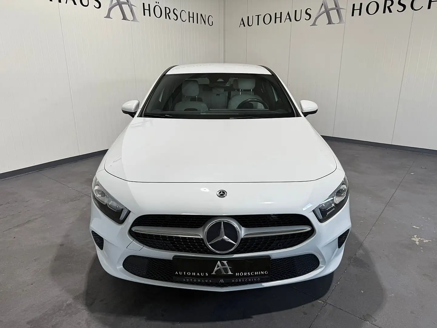 Mercedes-Benz A 180 d Limousine Aut. Blanc - 2