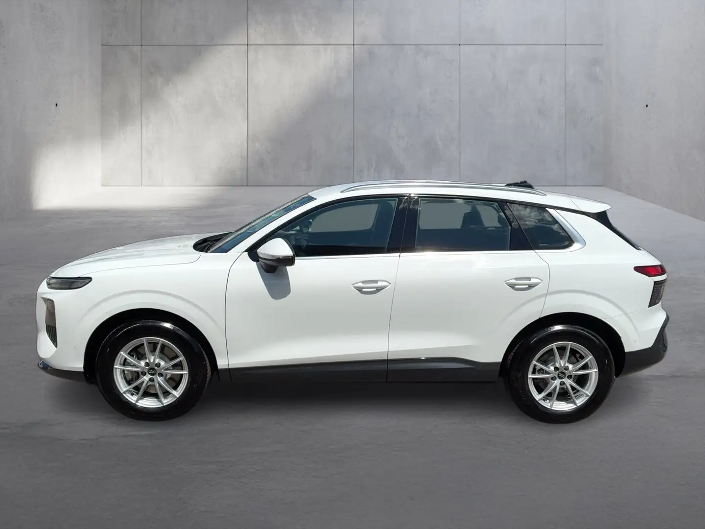 Audi Q3 TDI 110 kW  intense Weiß - 2