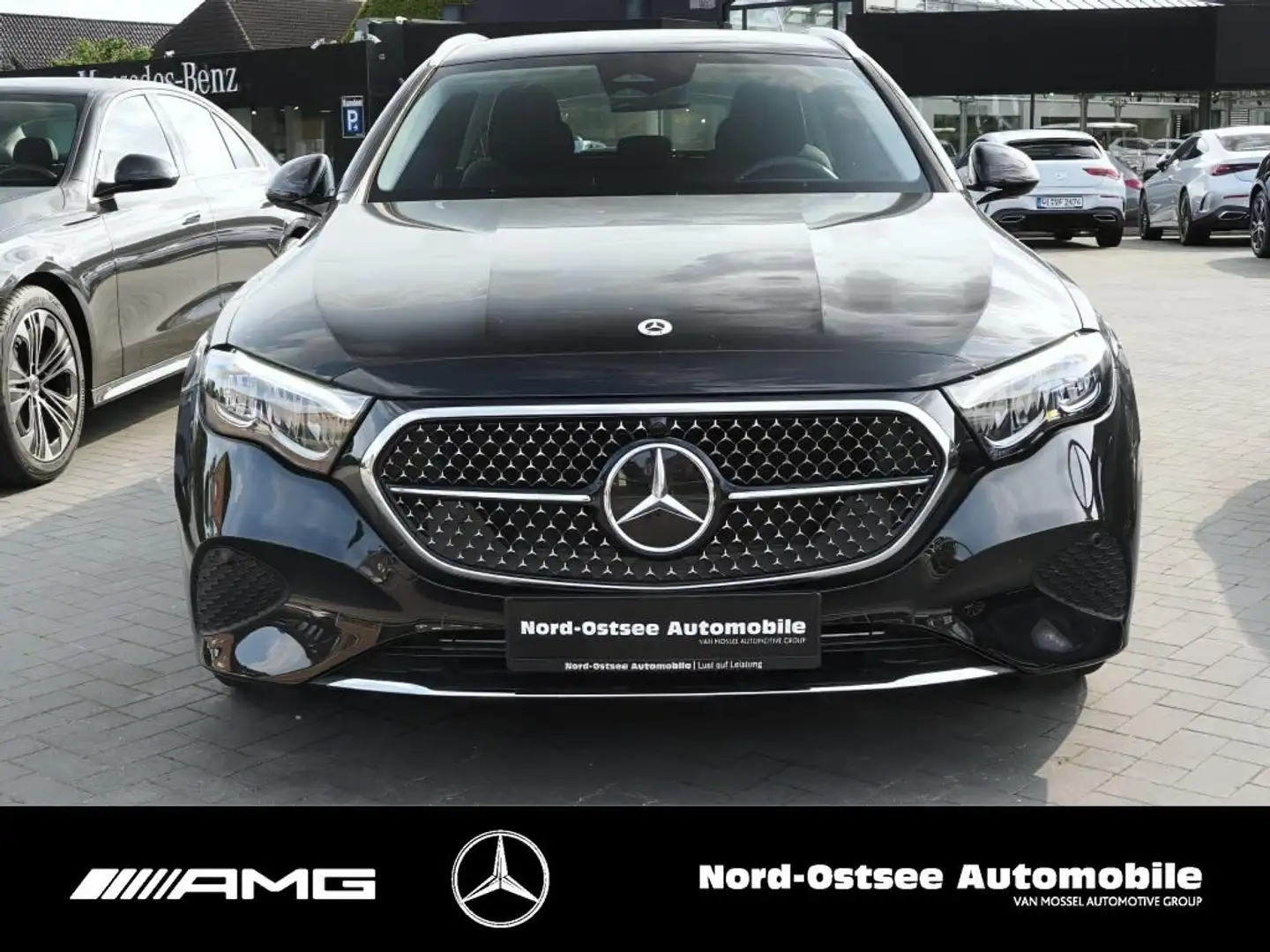 Mercedes-Benz E 300 e T AVANTGARDE ADV. DISTRO KEYLESS 19" LED Schwarz - 2