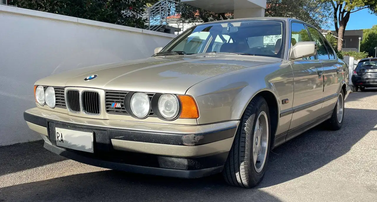 BMW 520i, foto 9