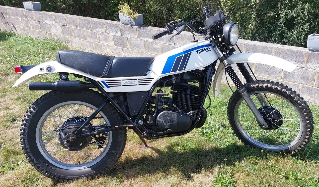 Yamaha DT 400