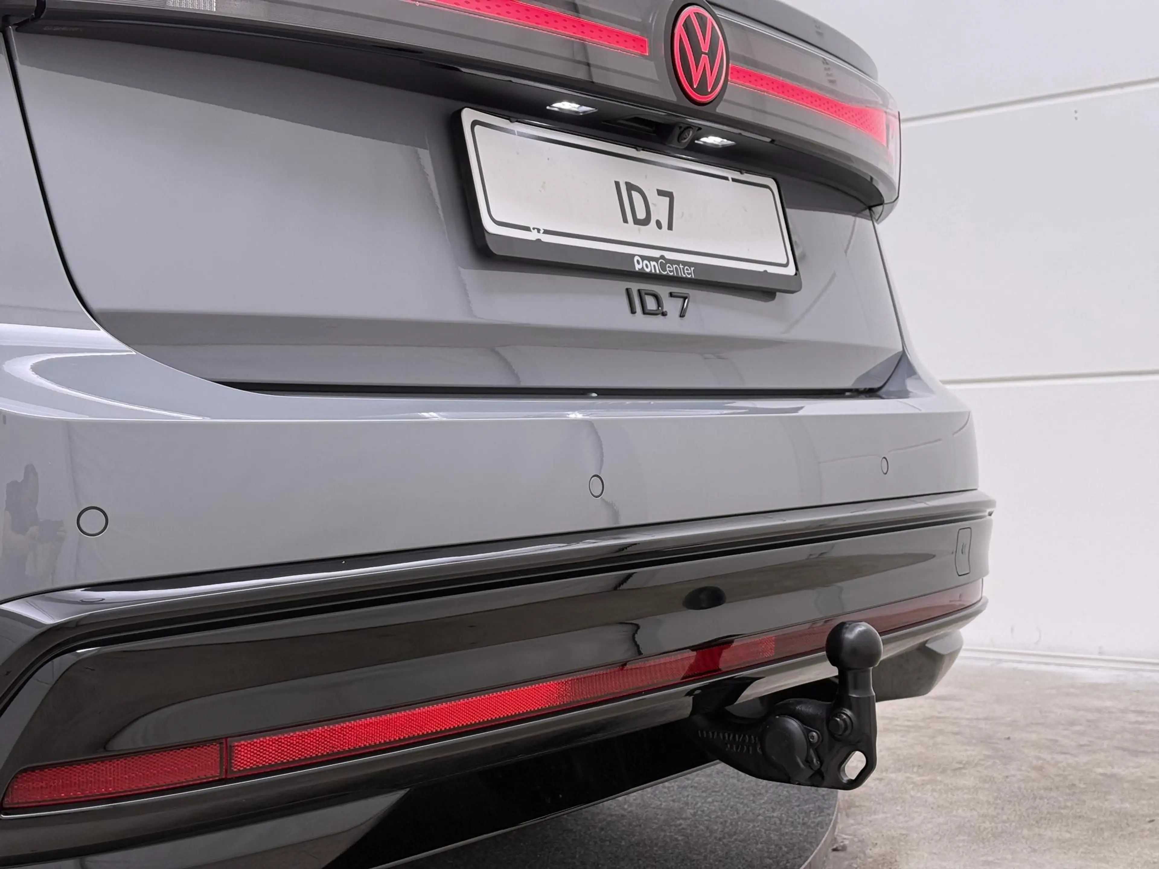 Volkswagen ID.7 Tourer Limited Edition Plus 77 kWh 210 kW / 286 PK — photo 9