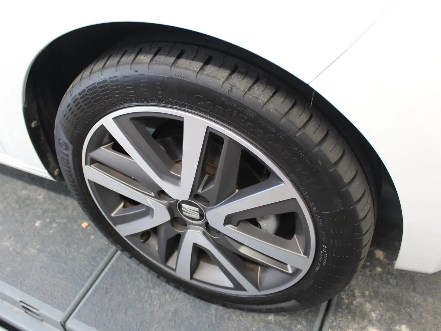 SEAT Mii electric Plus Weiß - 2