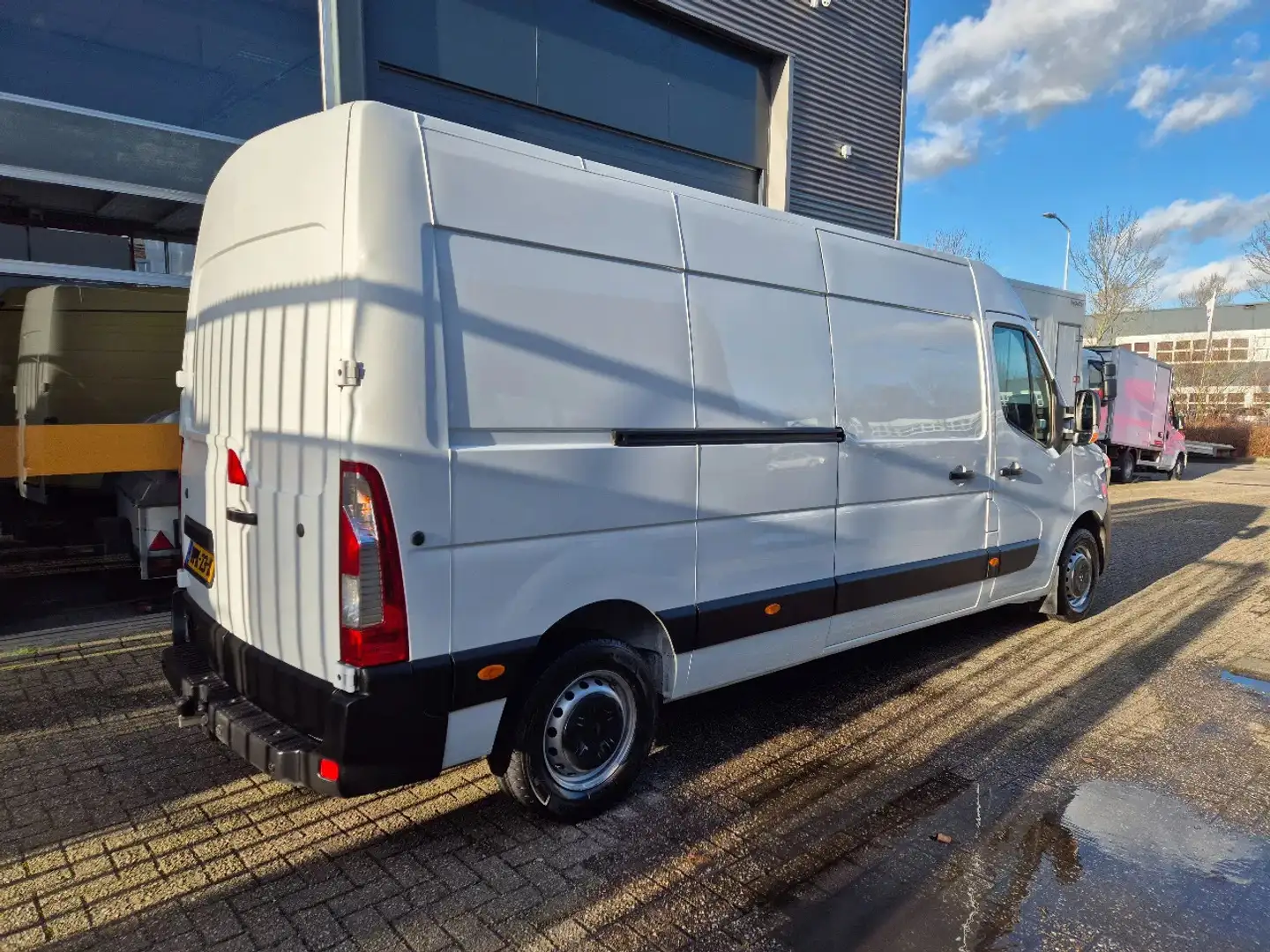 Renault Master L3H2 2.3 DCI 150 PK EURO 6 Wit - 2