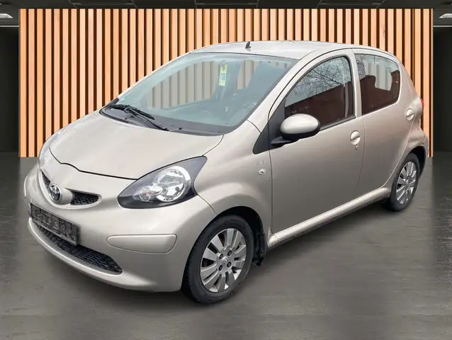 Toyota Aygo view 2