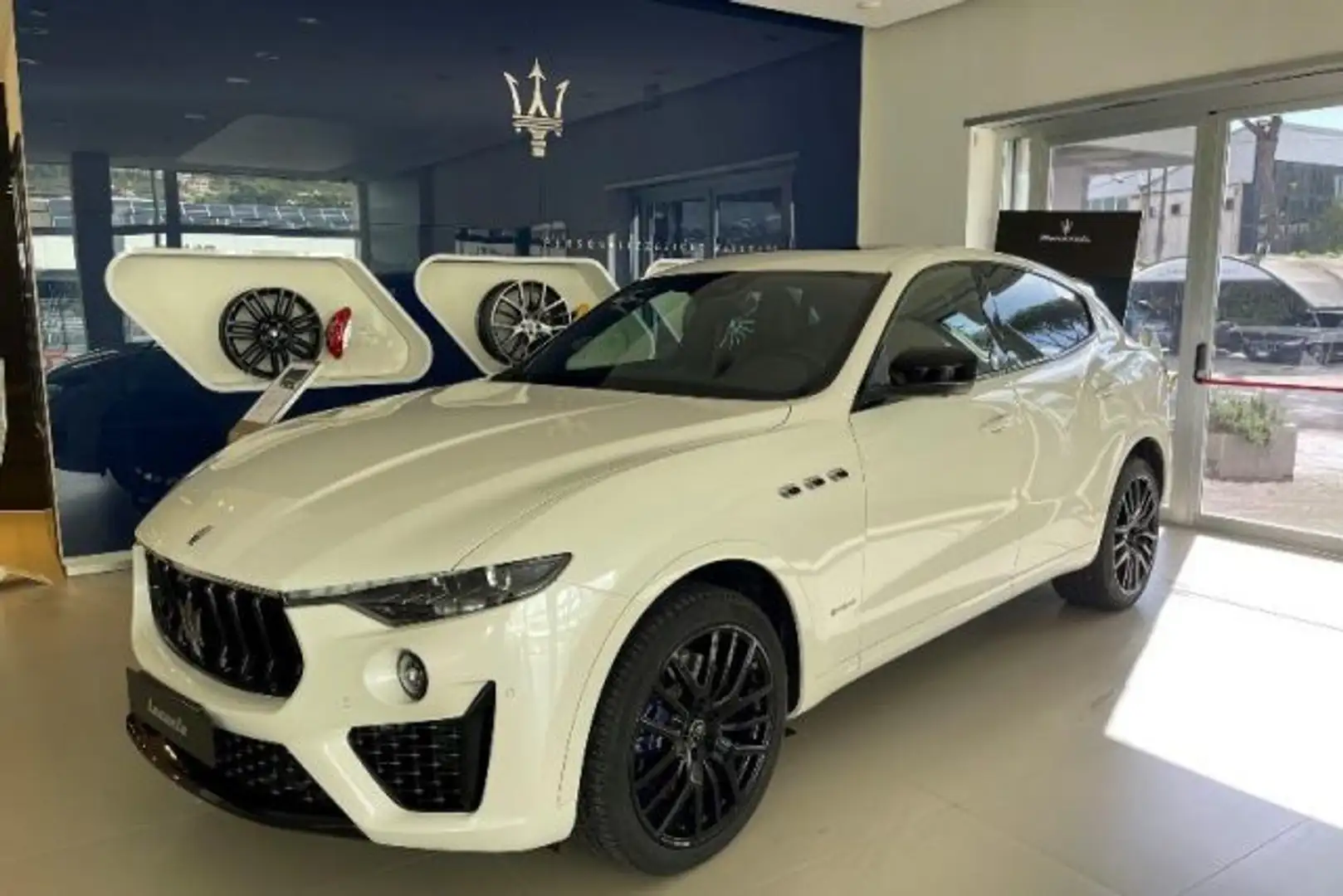 Maserati Levante V6 Diesel AWD Weiß - 1